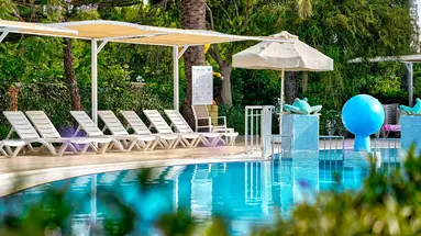 Seaden Corolla Hotel