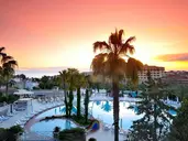 Seaden Corolla Hotel