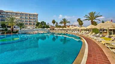 Seaden Corolla Hotel