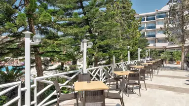 Seaden Corolla Hotel