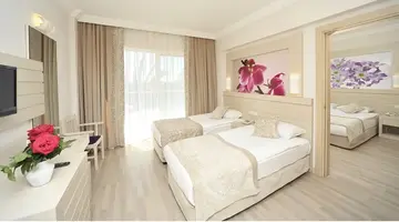 SEADEN COROLLA HOTEL 