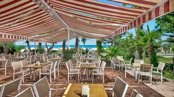 Seaden Corolla Hotel