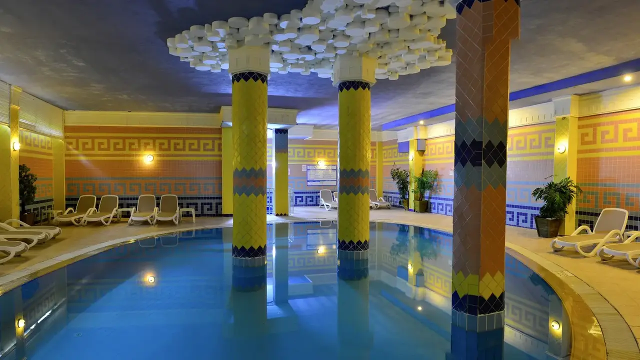 SEADEN COROLLA HOTEL