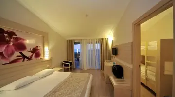 Seaden Corolla Hotel