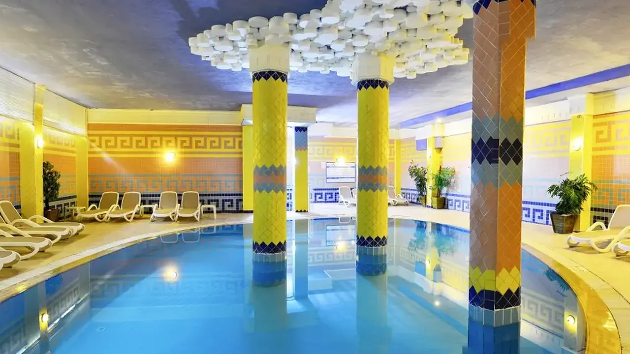 SEADEN COROLLA HOTEL