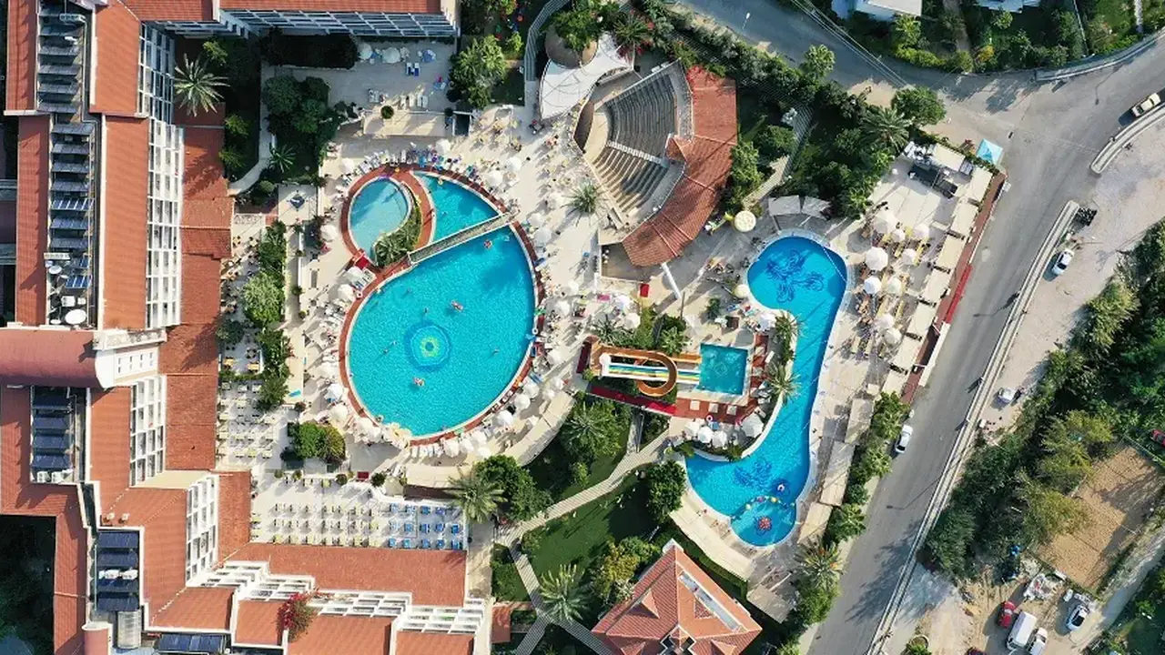 SEADEN COROLLA HOTEL