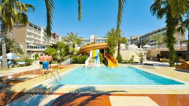 Seaden Corolla Hotel