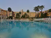 SEADEN COROLLA HOTEL