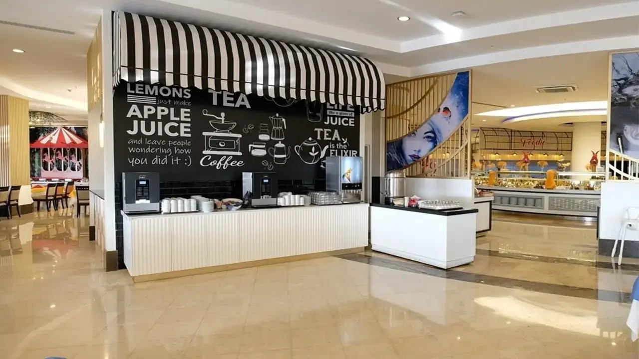 Seaden Sea World Resort And Spa