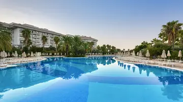 Seaden Sea World Resort And Spa