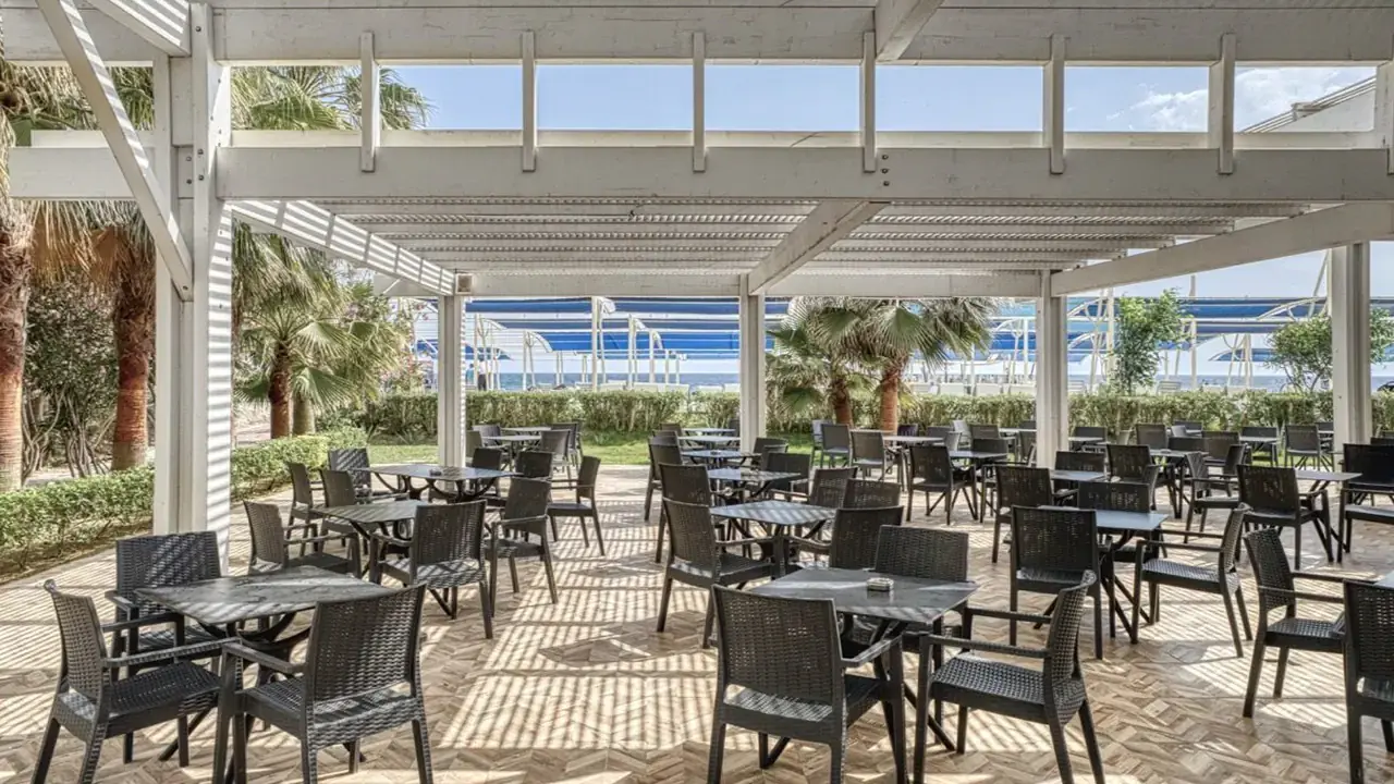 Seaden Sea World Resort And Spa