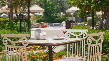 Seaden Sea World Resort And Spa
