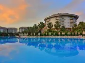 Seaden Sea World Resort And Spa