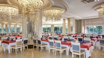 Seaden Sea World Resort And Spa