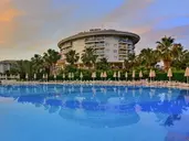 Seaden Sea World Resort And Spa