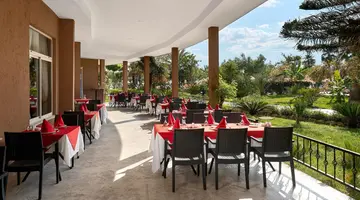 Seaden Sea World Resort & Spa