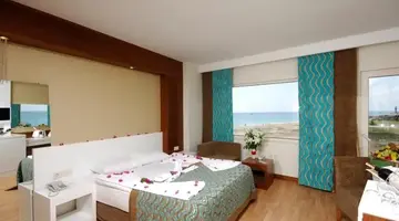 Seaden Sea World Resort & Spa