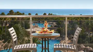 Seaden Sea World Resort & Spa