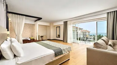Seaden Sea World Resort & Spa
