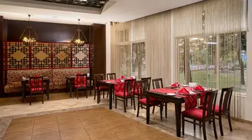 Seaden Sea World Resort & Spa