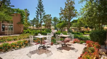 Seaden Sea World Resort & Spa