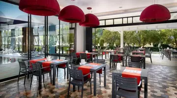 Seaden Valentine Resort and Spa