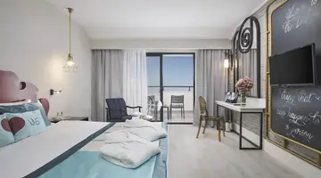 Seaden Valentine Resort & Spa