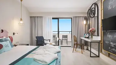 SEADEN VALENTINE RESORT & SPA