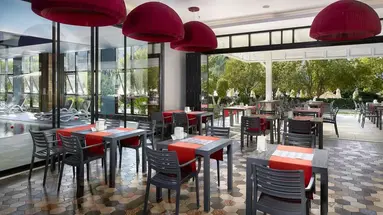 SEADEN VALENTINE RESORT & SPA