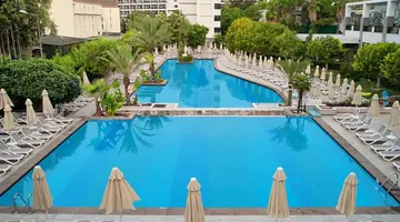 SEADEN VALENTINE RESORT & SPA