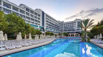 SEADEN VALENTINE RESORT & SPA