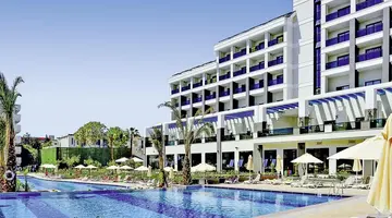 SEADEN VALENTINE RESORT & SPA