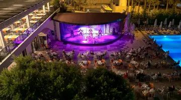 SEADEN VALENTINE RESORT & SPA