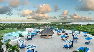 Seadust Cancun Beach Resort