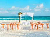 Seadust Cancun Beach Resort