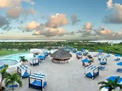 Seadust Cancun Beach Resort
