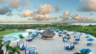 Seadust Cancun Beach Resort