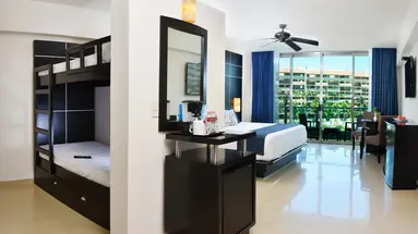 Seadust Cancun Beach Resort
