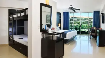 Seadust Cancun Beach Resort