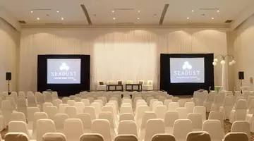 Seadust Cancun Family Resort