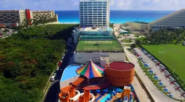 Seadust Cancun Family Resort