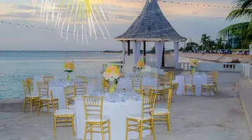 SeaGarden Beach Resort