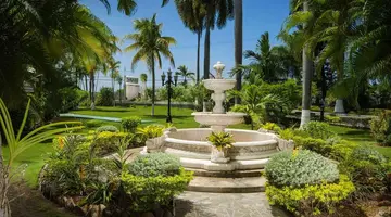 SeaGarden Beach Resort