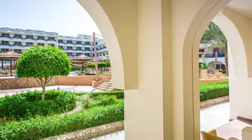 SEAGULL BEACH RESORT & CLUB