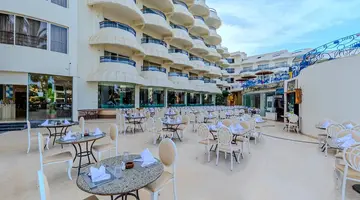 SEAGULL BEACH RESORT & CLUB