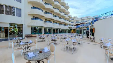 SEAGULL BEACH RESORT & CLUB