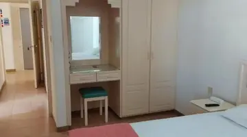 Seagull Hotel Apartments