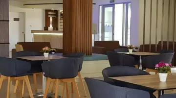 Seagull Hotel Apts