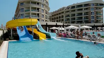 SEAMELIA BEACH HOTEL