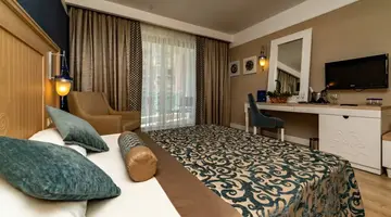 SEAMELIA BEACH RESORT & SPA
